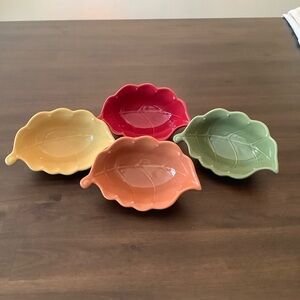 Princess House Leaf-Shaped Ramekins